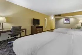 Photograph of Clarion Inn & Suites, Roswell