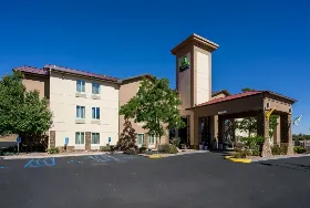 Photograph of Holiday Inn Express, Silver City