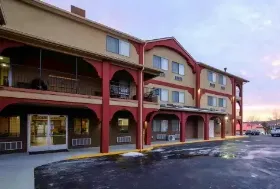 Photograph of Quality Inn, Silver City