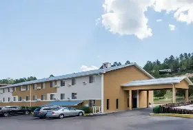 Photograph of Super 8 By Wyndham Ruidoso, Ruidoso