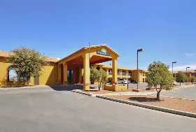 Photograph of Days Inn, Carlsbad