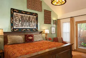 Photograph of Four Kachinas Inn B&B, Santa Fe