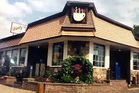 Photograph of Dietz Stadium Diner, Kingston