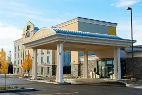 Photograph of Holiday Inn Express, Batavia
