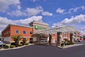 Photograph of Holiday Inn & Suites Rochester - Marketplace, Rochester