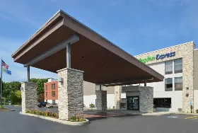 Photograph of Holiday Inn Express, Olean