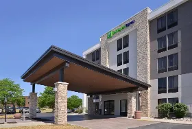 Photograph of Holiday Inn Express, Rochester