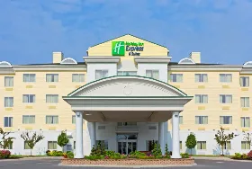 Photograph of Holiday Inn Express & Suites, Watertown