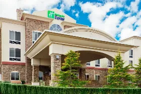 Photograph of Holiday Inn Express, Riverhead