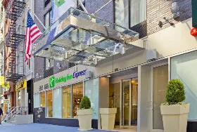 Photograph of Holiday Inn Express, New York