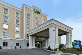 Photograph of Holiday Inn Express, Peekskill
