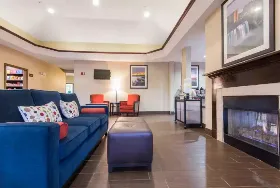 Photograph of Comfort Suites, Rochester