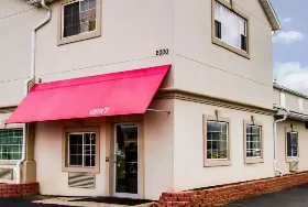 Photograph of Econo Lodge, Tonawanda