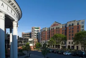 Photograph of Hilton Garden Inn, Albany