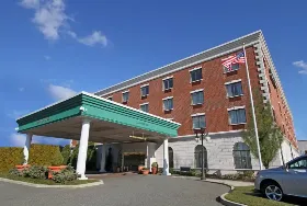 Photograph of Hampton Inn, Rockville Centre