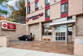Photograph of Best Western Plus, Bronx