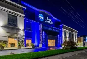 Photograph of Best Western Bar Harbour Inn, Massapequa Park