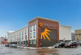 Photograph of La Quinta Inn & Suites, Jamestown