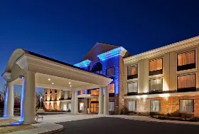 Photograph of Holiday Inn Express, Clifton Park