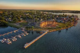 Photograph of 1000 Islands Harbor Hotel, Clayton