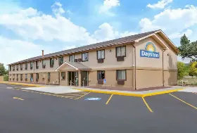 Photograph of Days Inn, Hornell
