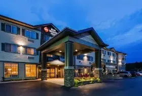 Photograph of Best Western Vineyard Inn & Suites, Penn Yan