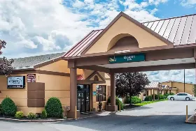 Photograph of Quality Inn, Buffalo