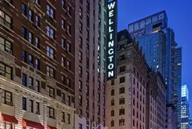 Photograph of Wellington Hotel, Manhattan