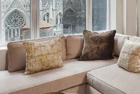 Photograph of Omni Berkshire Place Hotel, Manhattan