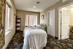 Photograph of Roosevelt Inn And Suites, Saratoga Springs