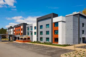 Photograph of Courtyard, Albany
