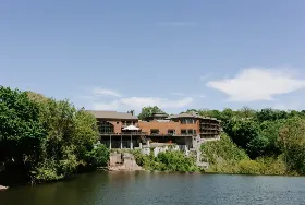 Photograph of Diamond Mills Hotel, Saugerties