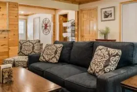 Photograph of Alex Bay Lodge, Alexandria Bay