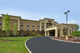 Photograph of Hampton Inn, Utica