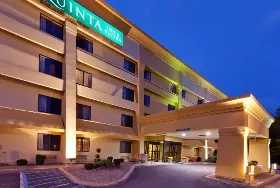 Photograph of La Quinta Inn & Suites, Plattsburgh