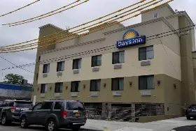 Photograph of Days Inn, Brooklyn