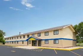 Photograph of Days Inn, Hornell