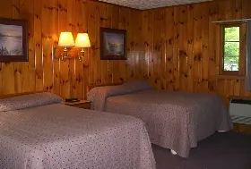 Photograph of Pine Point Cottages & Motel, Lake Luzerne