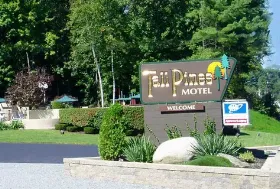 Photograph of Tall Pines Motel, Lake George