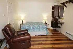 Photograph of Deposit Motel, Deposit