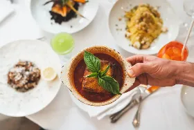 Photograph of Mamo Restaurant, Manhattan