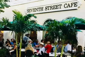 Photograph of Seventh Street Cafe, Garden City