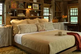 Photograph of Hudson Valley Rose Bed And Breakfast, Middletown
