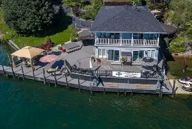 Photograph of South Bridge Bed And Breakfast, Grand Island