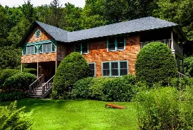 Photograph of Deer Mountain Inn, Tannersville