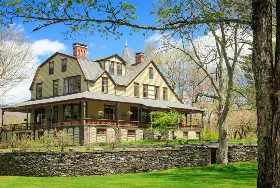 Photograph of Rosehaven Inn, Haines Falls
