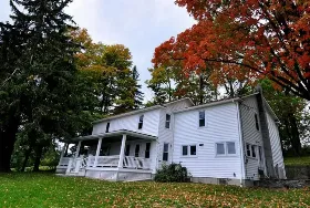 Photograph of The Farmhouse At Fulkerson Winery, Dundee