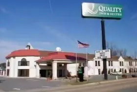Photograph of Quality Inn, Thomasville