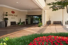 Photograph of Crowne Plaza, Hickory