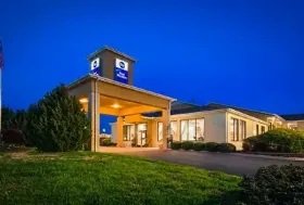 Photograph of Best Western Inn, Monroe